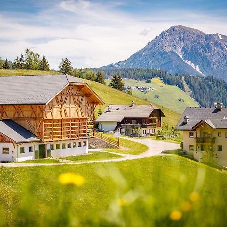 Апартаменты Agriturism Gscnara Сан-Мартино-ин-Бадия Экстерьер фото