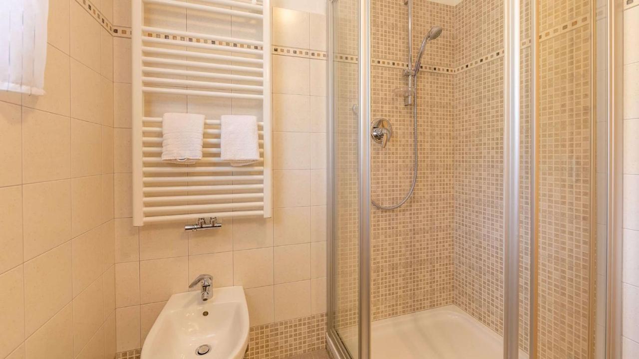 Апартаменты Agriturism Gscnara Сан-Мартино-ин-Бадия Экстерьер фото
